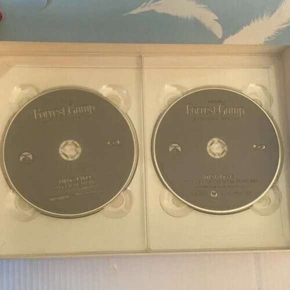 Forrest Gump (Blu-ray Disc, 2009, 2-Disc Set, Chocolate Box Gift Set With Book) - Picture 6 of 8